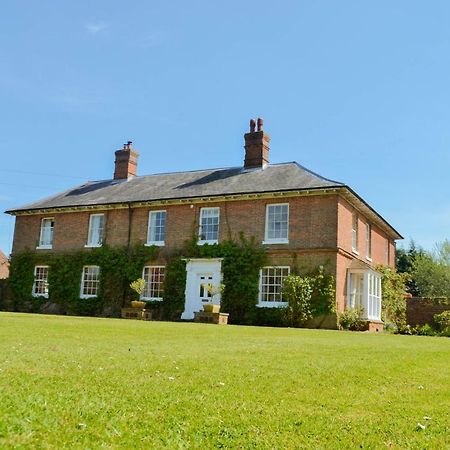 Sankence Lodge B&B アイルシャム エクステリア 写真
