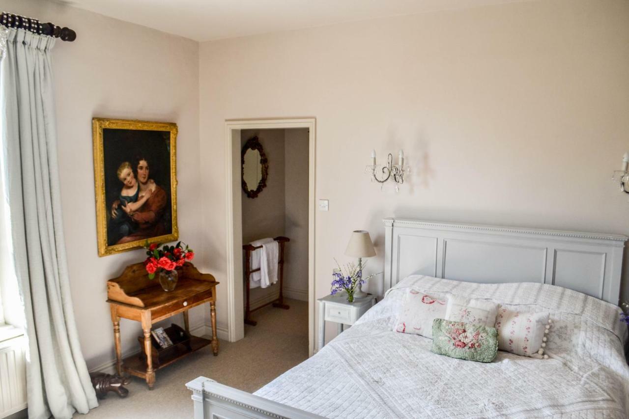 Sankence Lodge B&B アイルシャム エクステリア 写真